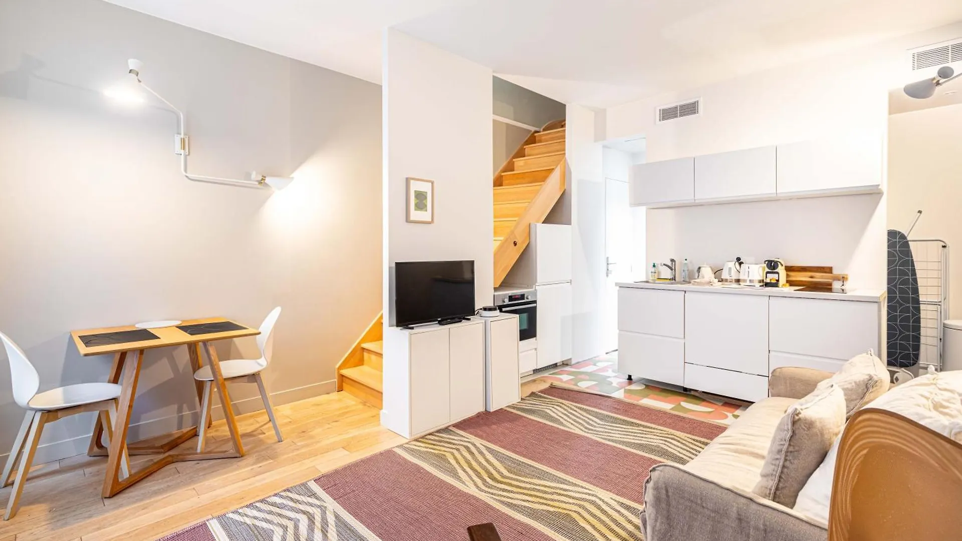 Quiet Apartment With Terrace&Ac-Le Marais/Bastille Parigi